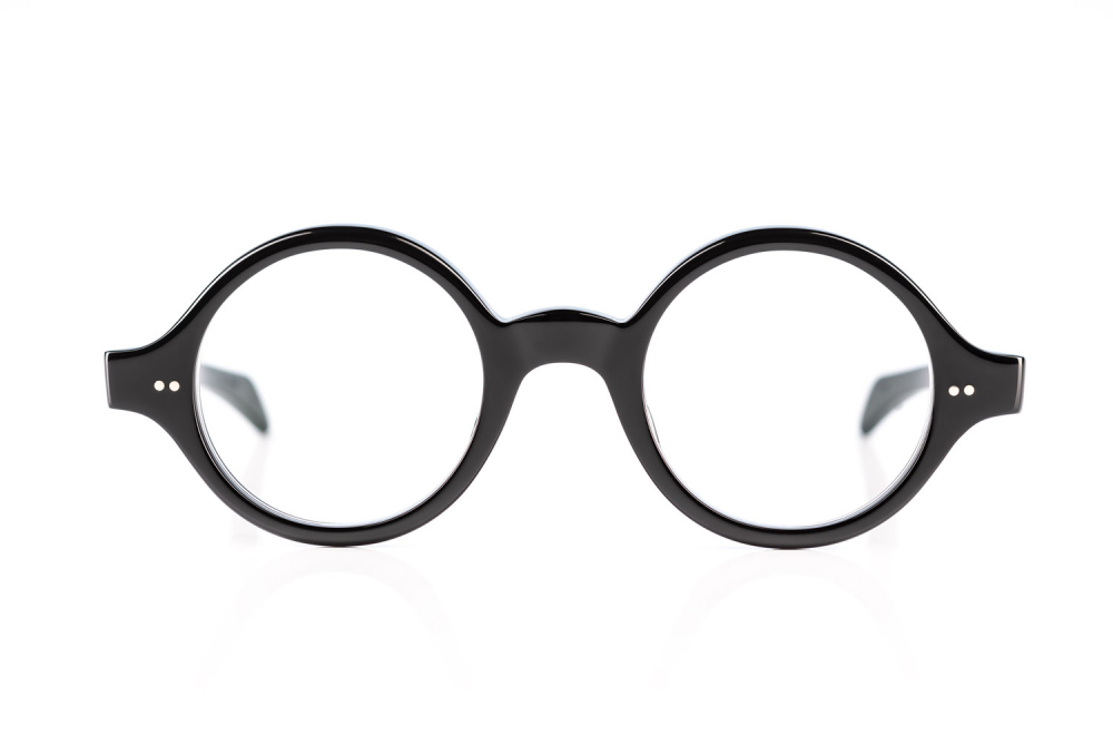 Julius Tart – Round Eye – Black – schwarze runde Acetatbrille – handgenietet – made in Japan – KITSCHENBERG Brillen